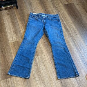 GAP Low Rise Women's Boot Cut Jeans in Blue